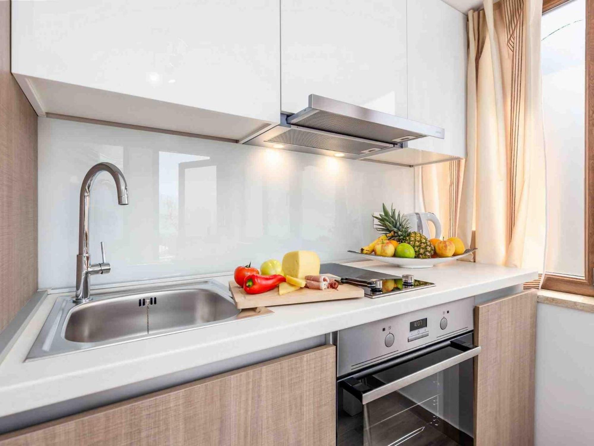 Srok Apartments With Pool Kastav Bilik gambar